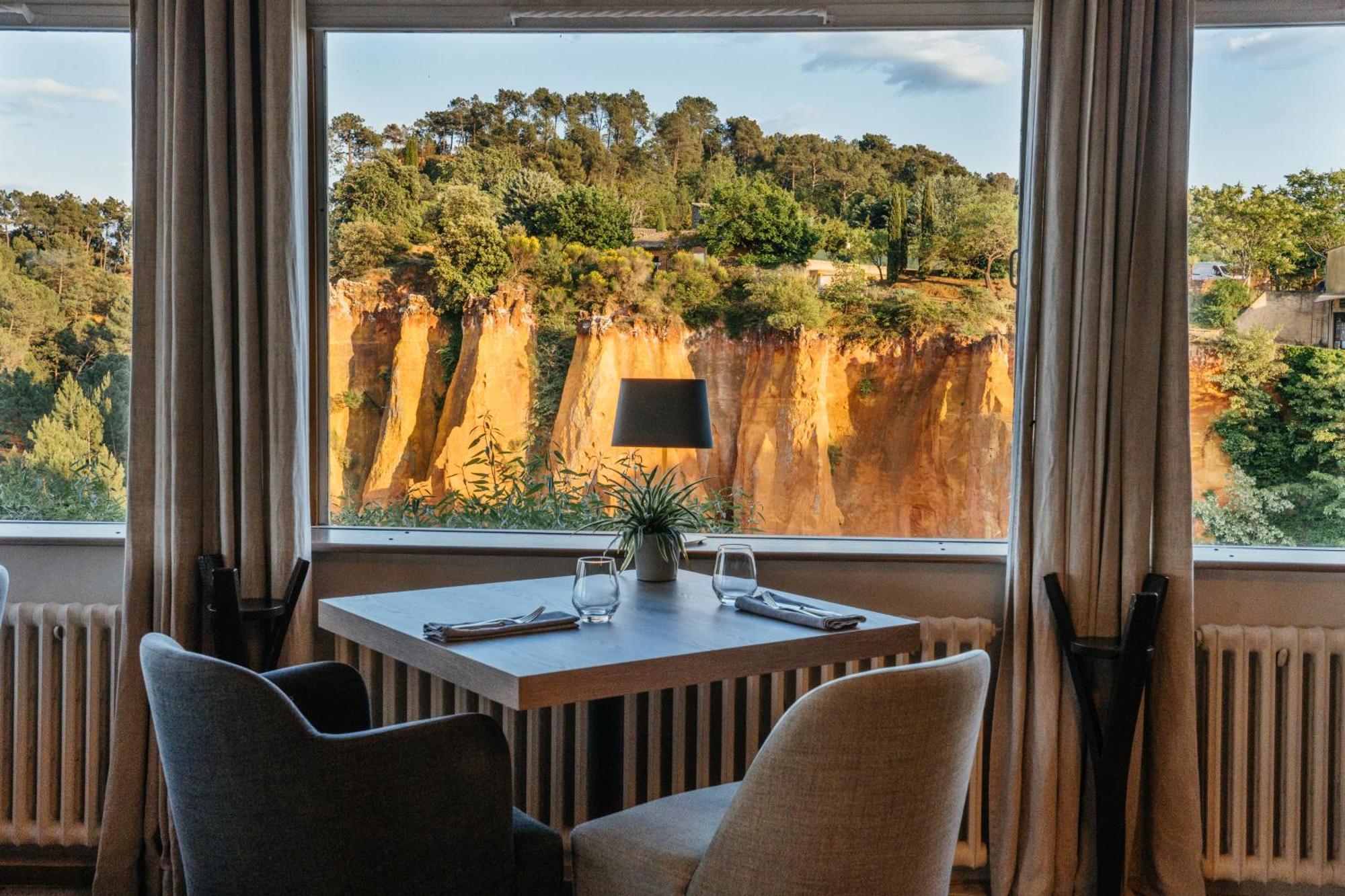 Omma Hotel Roussillon  Exterior photo